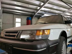 Weiß Gebraucht 1991 Saab 900 Kleinwagen | 1.200 €