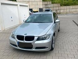 Silber Gebraucht 2008 BMW 320 Limousine | 4.500 € (Guter Preis)