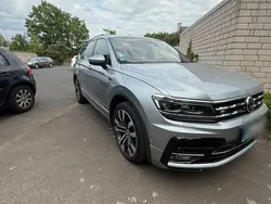 Grau Gebraucht 2020 VW Tiguan Allspace R-line SUV | 28.498 € (Teuer)