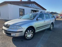 Silber Gebraucht 2008 Skoda Octavia Ambiente Kombi | 2.499 € (Etwas zu teuer)