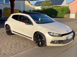 Weiß Gebraucht 2013 VW Scirocco Match Coupé | 9.400 € (Etwas zu teuer)