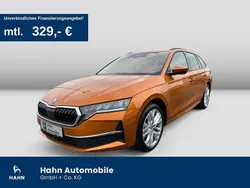 Orange Gebraucht 2024 Skoda Octavia Selection Kombi | 27.930 € (Guter Preis)