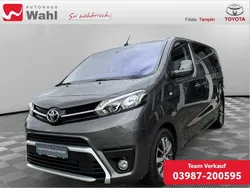 Basaltgrau metallic Gebraucht 2023 Toyota Proace Verso Plus Kombi | 39.600 € (Fairer Preis)