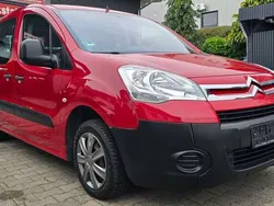 Rot Gebraucht 2009 Citroën Berlingo Advance Van / Kleinbus | 4.990 € (Etwas zu teuer)