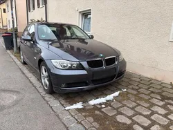 Grau Gebraucht 2006 BMW 318 Limousine | 1.300 € (Superpreis)