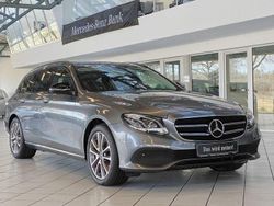 Grau Gebraucht 2018 Mercedes E220 Avantgarde Limousine | 27.770 € (Guter Preis)
