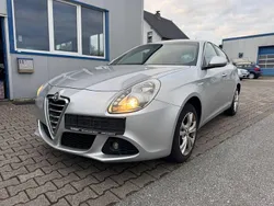 Silber Gebraucht 2011 Alfa Romeo Giulietta Turismo Kleinwagen | 3.499 € (Superpreis)