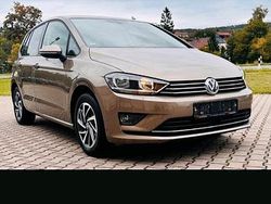 Gold Gebraucht 2017 VW Golf Sportsvan Van / Kleinbus | 15.999 € (Guter Preis)