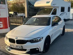 Weiß Gebraucht 2018 BMW 430 M Sport Coupé | 15.900 €