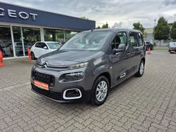 Grau Gebraucht 2020 Citroën Berlingo Feel Van / Kleinbus | 19.445 € (Superpreis)