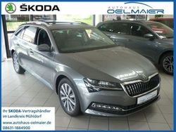 Graphite grau metallic (metallic) Gebraucht 2023 Skoda Superb Premium Edition Kombi | 44.860 € (Teuer)
