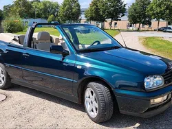 Grün Gebraucht 1997 VW Golf Cabriolet Classicline Cabrio | 3.550 € (Fairer Preis)