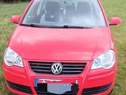 Rot Gebraucht 2005 VW Polo Trendline Limousine | 1.380 € (Fairer Preis)