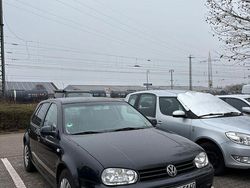 Schwarz Gebraucht 2001 VW Golf IV Basis Limousine | 1.000 € (Fairer Preis)