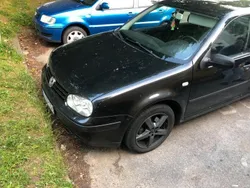 Schwarz Gebraucht 2002 VW Golf IV Limousine | 700 € (Guter Preis)