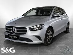 Iridiumsilber metallic Gebraucht 2021 Mercedes B180 Style Van / Kleinbus | 19.770 € (Guter Preis)