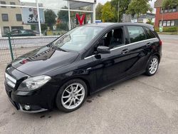 Schwarz Gebraucht 2011 Mercedes B180 Van / Kleinbus | 4.350 € (Superpreis)