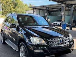Braun Gebraucht 2011 Mercedes ML350 SUV | 12.500 € (Guter Preis)