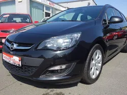 Schwarz Gebraucht 2016 Opel Astra Style Kombi | 5.490 € (Guter Preis)