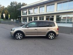 Gold Gebraucht 2011 VW Touran Cross Van / Kleinbus | 7.299 € (Fairer Preis)