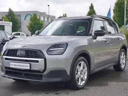 Grau Gebraucht 2024 Mini Countryman SUV | 37.890 €
