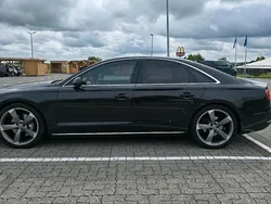 Braun Gebraucht 2012 Audi A8 Sport Limousine | 23.000 € (Teuer)