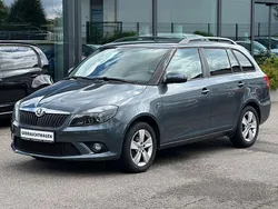 Grau Gebraucht 2014 Skoda Fabia Ambition Kombi | 3.900 € (Superpreis)