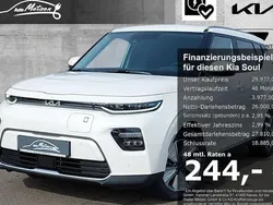 Weiß Gebraucht 2022 Kia Soul EV Spirit SUV | 29.977 € (Etwas zu teuer)