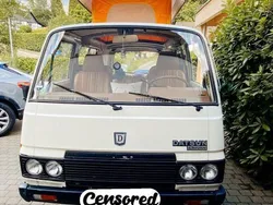 Beige Gebraucht 1983 Nissan Urvan Van | 19.900 €