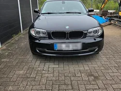 Schwarz Gebraucht 2009 BMW 118 Kleinwagen | 10.250 €