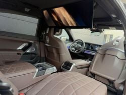 Grau Gebraucht 2023 BMW i7 M Sport Limousine | 93.670 € (Guter Preis)