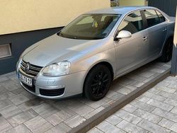 Silber Gebraucht 2007 VW Jetta Limousine | 1.950 € (Fairer Preis)