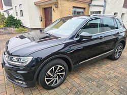 Schwarz Gebraucht 2018 VW Tiguan SUV | 21.900 € (Fairer Preis)