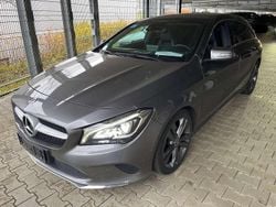 Mountaingrau met. Gebraucht 2017 Mercedes CLA220 Shooting Brake Kombi | 18.400 € (Fairer Preis)