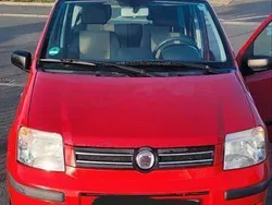 Rot Gebraucht 2009 Fiat Panda Kleinwagen | 1.700 €
