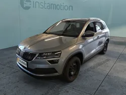 Grau Gebraucht 2022 Skoda Karoq Clever SUV | 19.470 € (Fairer Preis)