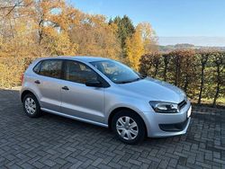 Silber Gebraucht 2013 VW Polo Trendline Limousine | 5.200 € (Fairer Preis)