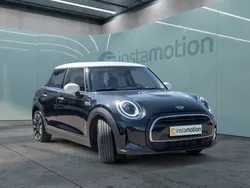 Schwarz Gebraucht 2024 Mini Cooper Kleinwagen | 29.500 €