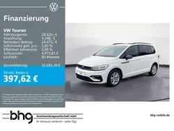 Pure white Gebraucht 2021 VW Touran Comfortline Van / Kleinbus | 28.320 € (Fairer Preis)