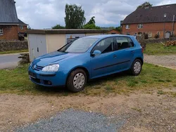 Blau Gebraucht 2005 VW Golf IV Limousine | 2.800 € (Etwas zu teuer)