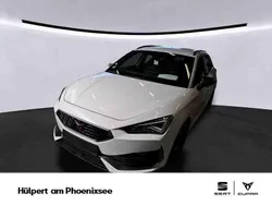 Weiß Gebraucht 2022 Cupra Leon Kombi | 24.444 € (Guter Preis)