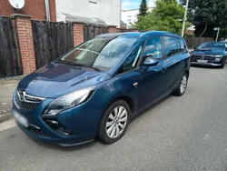 Blau Gebraucht 2016 Opel Zafira Van / Kleinbus | 9.499 €