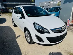 Weiß Gebraucht 2012 Opel Corsa Innovation Limousine | 5.199 € (Fairer Preis)