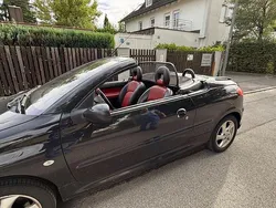 Schwarz Gebraucht 2004 Peugeot 206 CC Cabrio | 2.500 € (Fairer Preis)