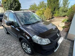 Schwarz Gebraucht 2015 Suzuki SX4 Kleinwagen | 10.500 € (Fairer Preis)