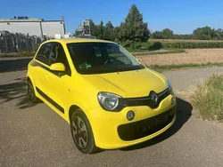 Gelb Gebraucht 2015 Renault Twingo Dynamique Kleinwagen | 4.890 € (Fairer Preis)