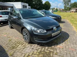 Grau Gebraucht 2016 VW Golf VII Allstar Limousine | 10.990 € (Teuer)
