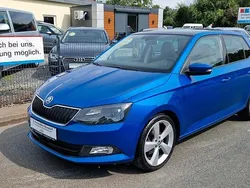 Blau Gebraucht 2015 Skoda Fabia Style Limousine | 8.490 € (Fairer Preis)