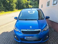 Blau Gebraucht 2021 Peugeot 108 Kleinwagen | 7.999 € (Guter Preis)