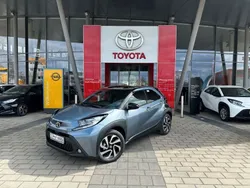 Grau Neu 2025 Toyota Aygo Kleinwagen | 19.890 €